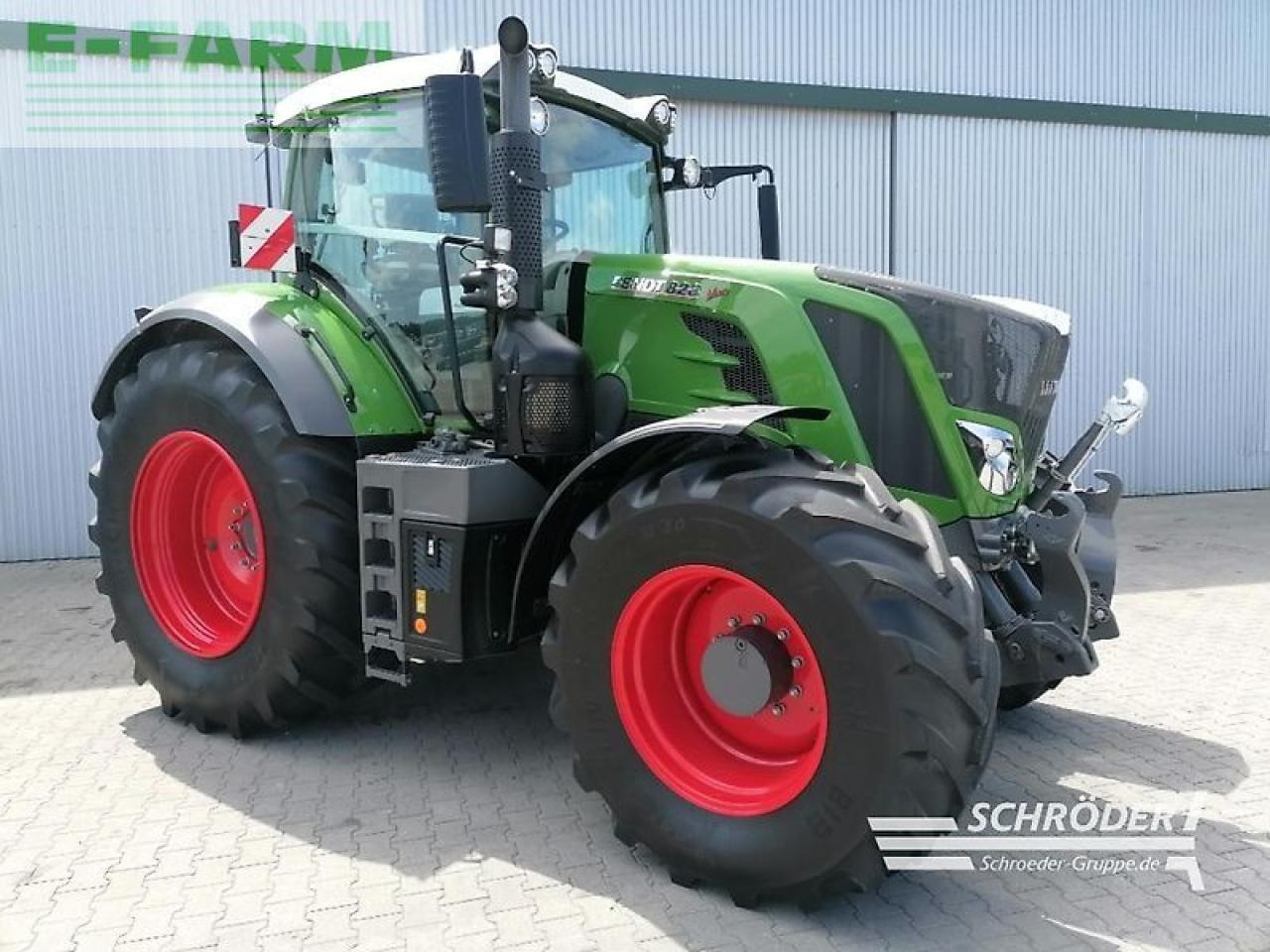 Fendt 828 s4 profi plus - Tracteur agricole: photos 1 Fendt 828 s4 profi plus - Tracteur agricole: photos 1