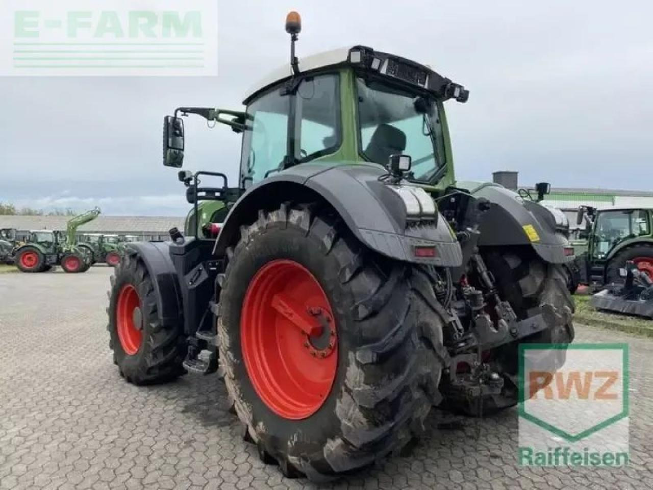 Fendt 828 vario - Tracteur agricole: photos 5 Fendt 828 vario - Tracteur agricole: photos 5