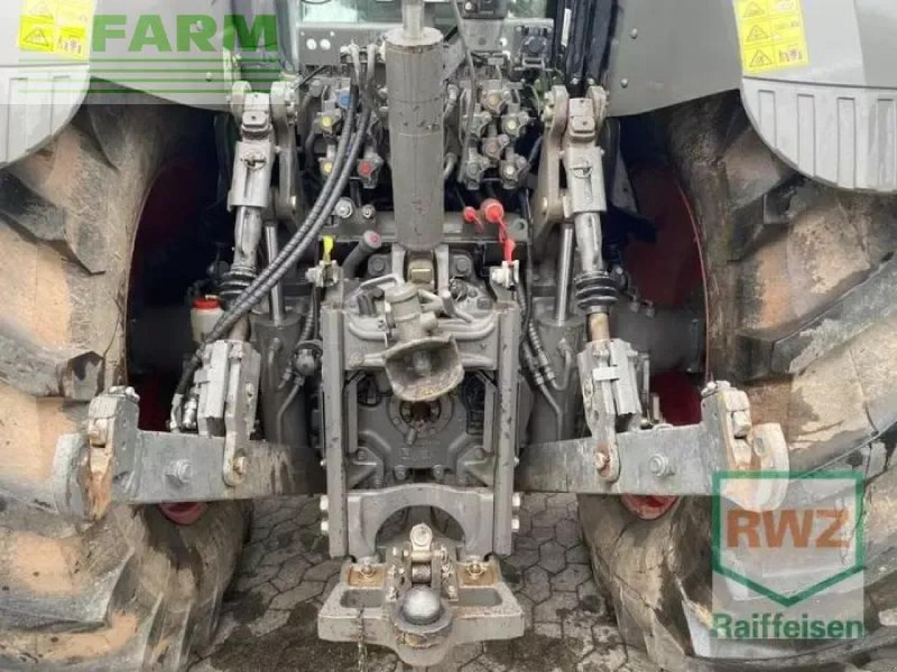 Fendt 828 vario - Tracteur agricole: photos 4 Fendt 828 vario - Tracteur agricole: photos 4