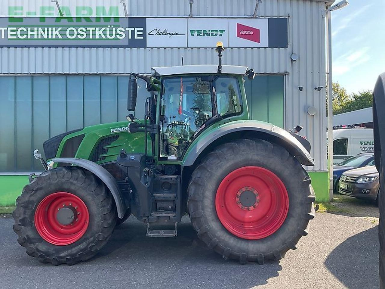 Fendt 828 vario s4 - Tracteur agricole: photos 1 Fendt 828 vario s4 - Tracteur agricole: photos 1