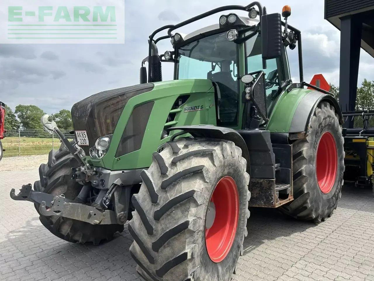 Fendt 828 vario scr - Tracteur agricole: photos 1 Fendt 828 vario scr - Tracteur agricole: photos 1