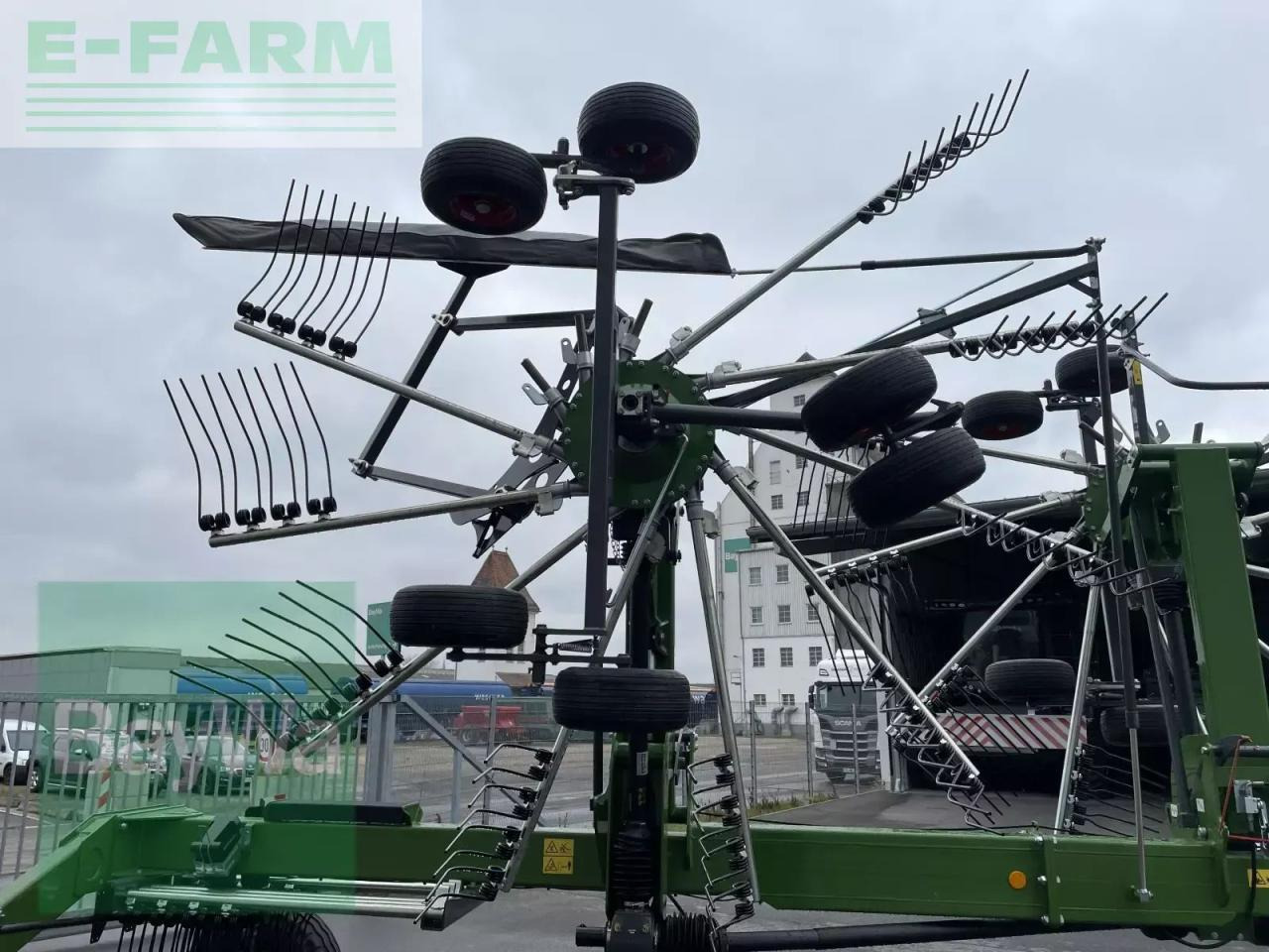 Faneuse Fendt former 1603 *miete ab 300€/tag*: photos 6 Faneuse Fendt former 1603 *miete ab 300€/tag*: photos 6