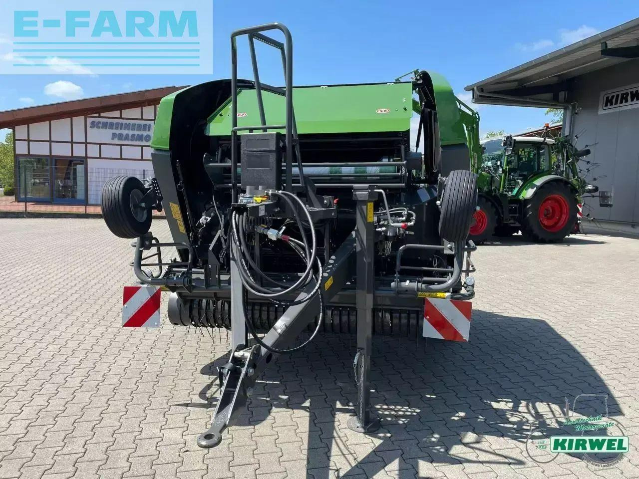 Fendt rotana 130 f - Presse à balles cubiques: photos 2 Fendt rotana 130 f - Presse à balles cubiques: photos 2