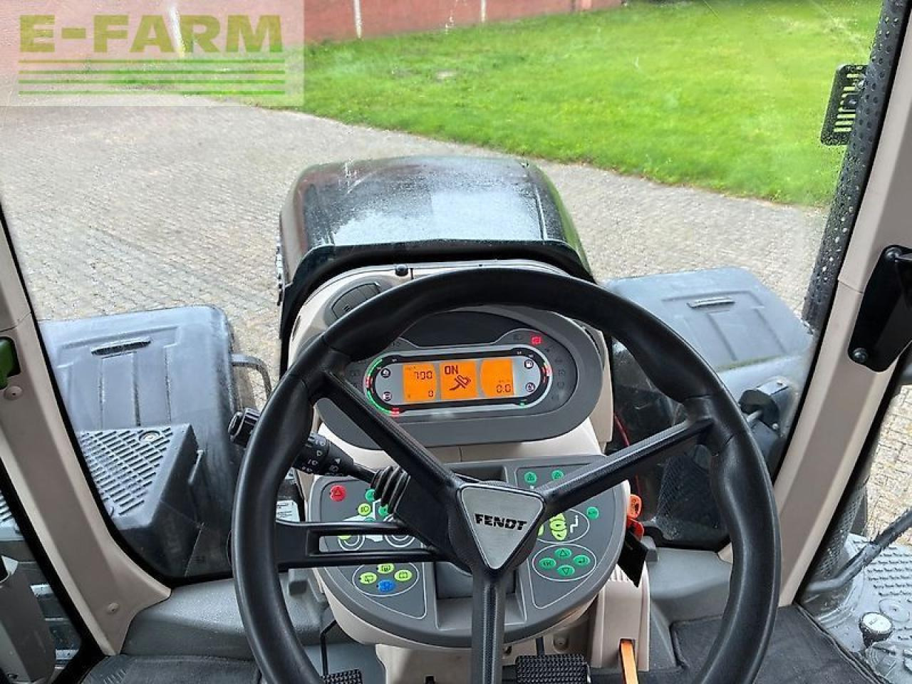Tracteur agricole Fendt vario 828: photos 10