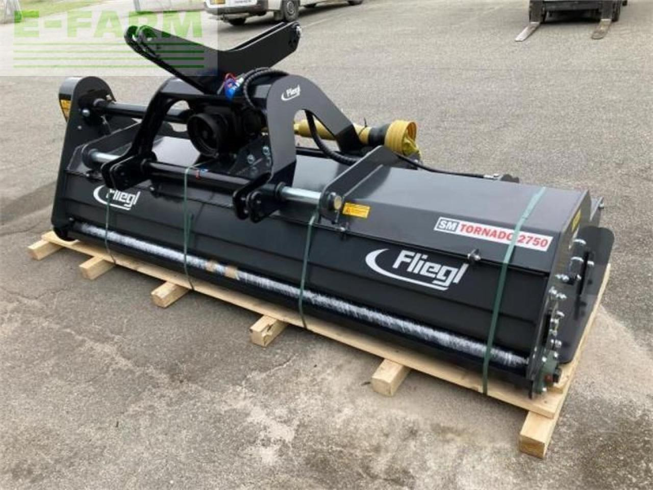 Fliegl sm tornado 2750 - Faucheuse: photos 1 Fliegl sm tornado 2750 - Faucheuse: photos 1