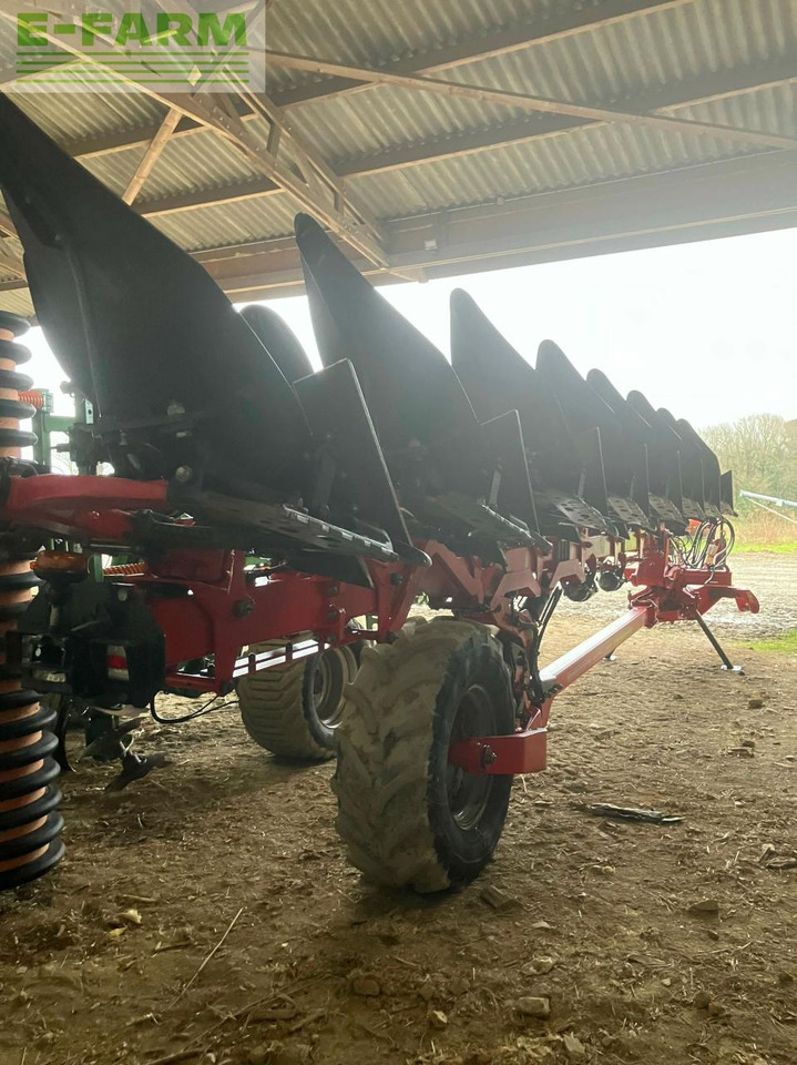 Gregoire Besson 8 corps - Charrue: photos 5 Gregoire Besson 8 corps - Charrue: photos 5