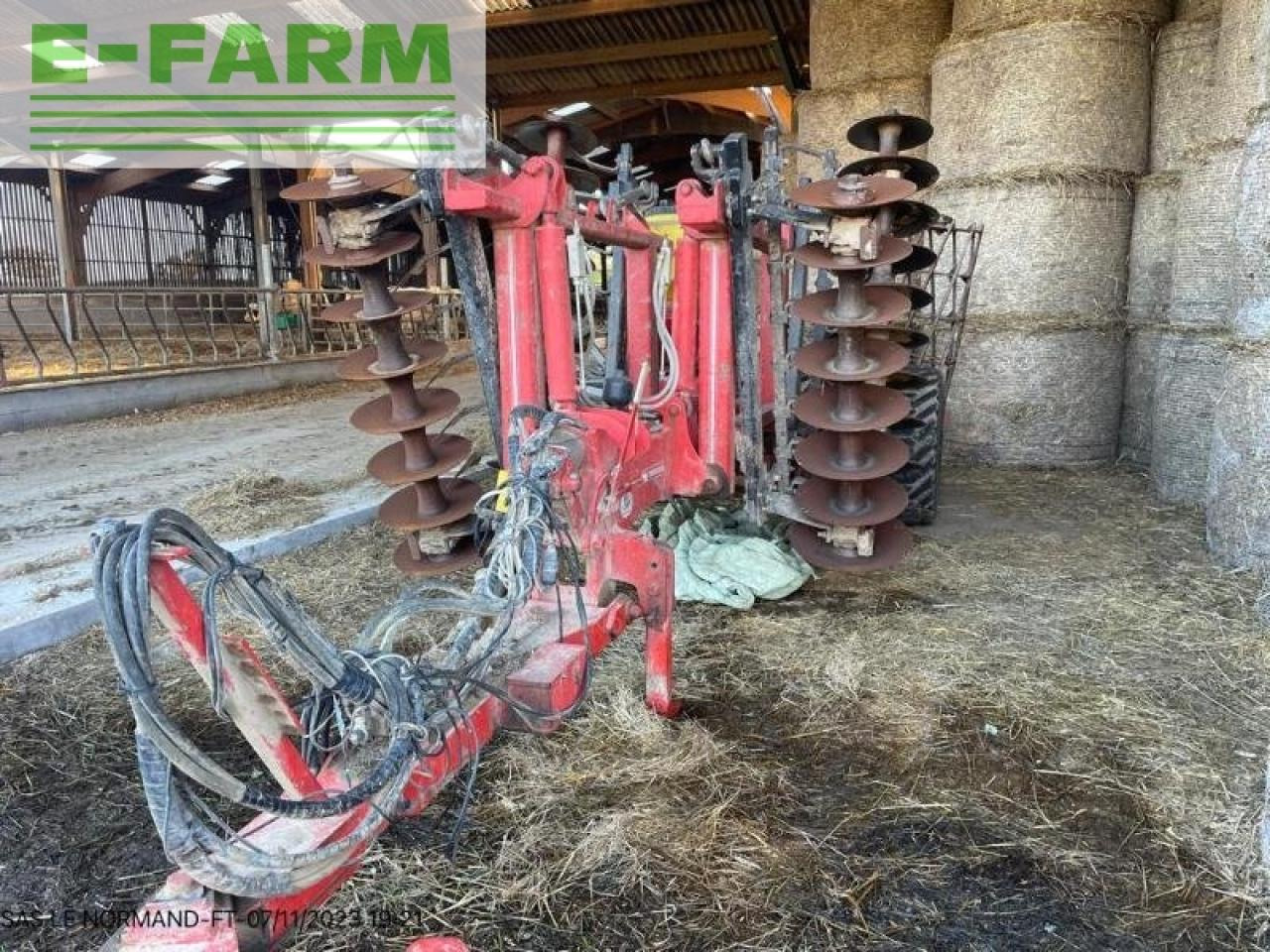 Gregoire Besson acerox32d - Cover crop: photos 4 Gregoire Besson acerox32d - Cover crop: photos 4