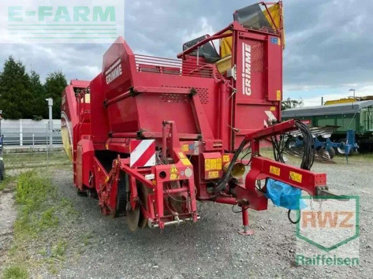 Grimme potato harvester - Arracheuse de pommes de terre: photos 2 Grimme potato harvester - Arracheuse de pommes de terre: photos 2