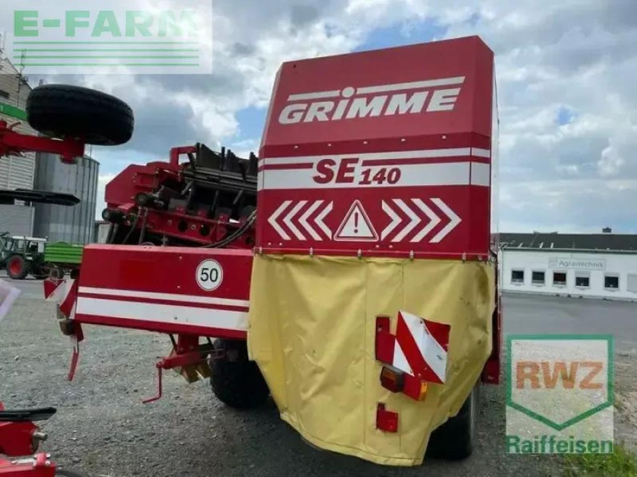 Grimme potato harvester - Arracheuse de pommes de terre: photos 3 Grimme potato harvester - Arracheuse de pommes de terre: photos 3