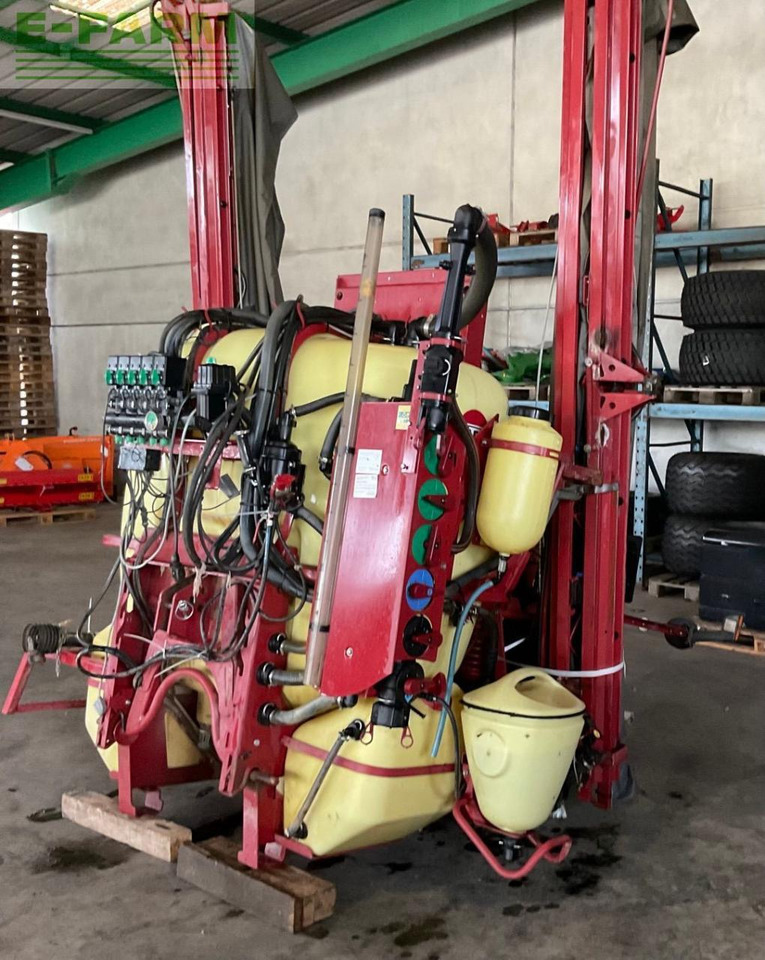 Hardi Master 1200 Twin Stream - Pulvérisateur traîné: photos 1 Hardi Master 1200 Twin Stream - Pulvérisateur traîné: photos 1