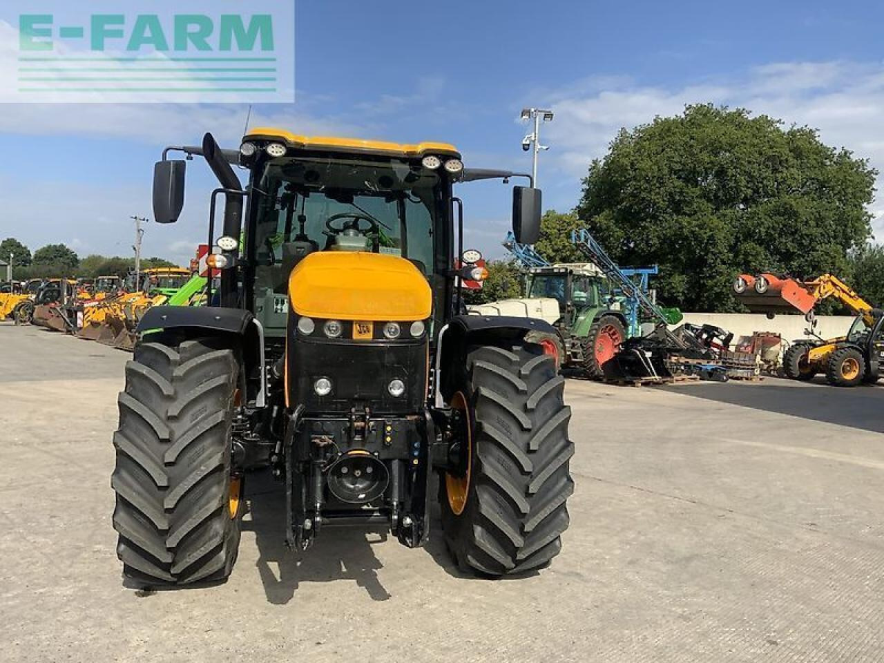 JCB 4220 fastrac (st24095) - Tracteur agricole: photos 5 JCB 4220 fastrac (st24095) - Tracteur agricole: photos 5