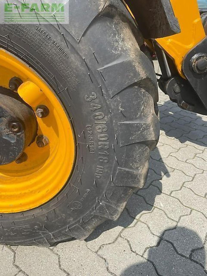 JCB 525.60 - Chariot télescopique: photos 2 JCB 525.60 - Chariot télescopique: photos 2