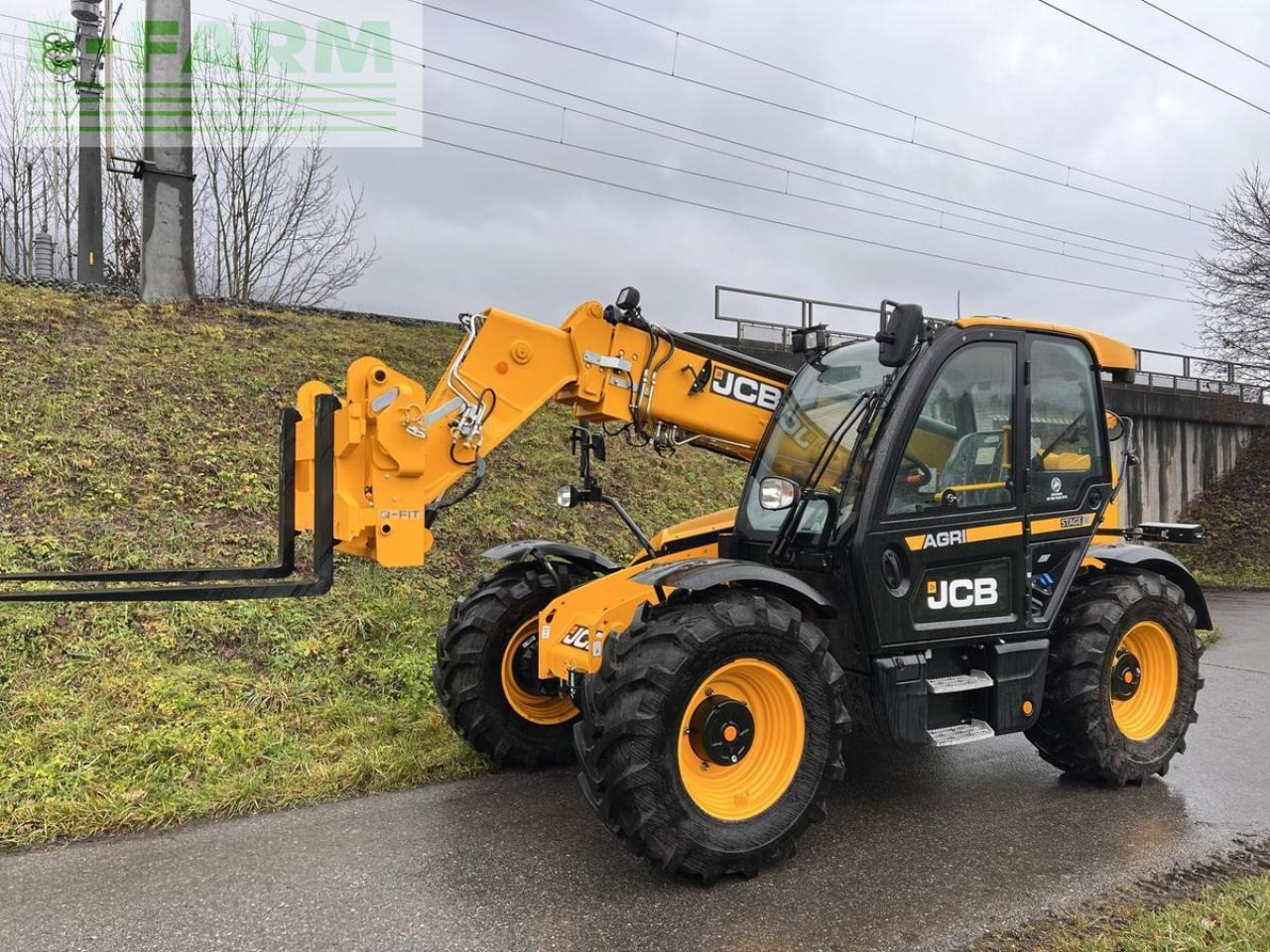 JCB 536-95 agri s5 - Chariot télescopique: photos 1 JCB 536-95 agri s5 - Chariot télescopique: photos 1
