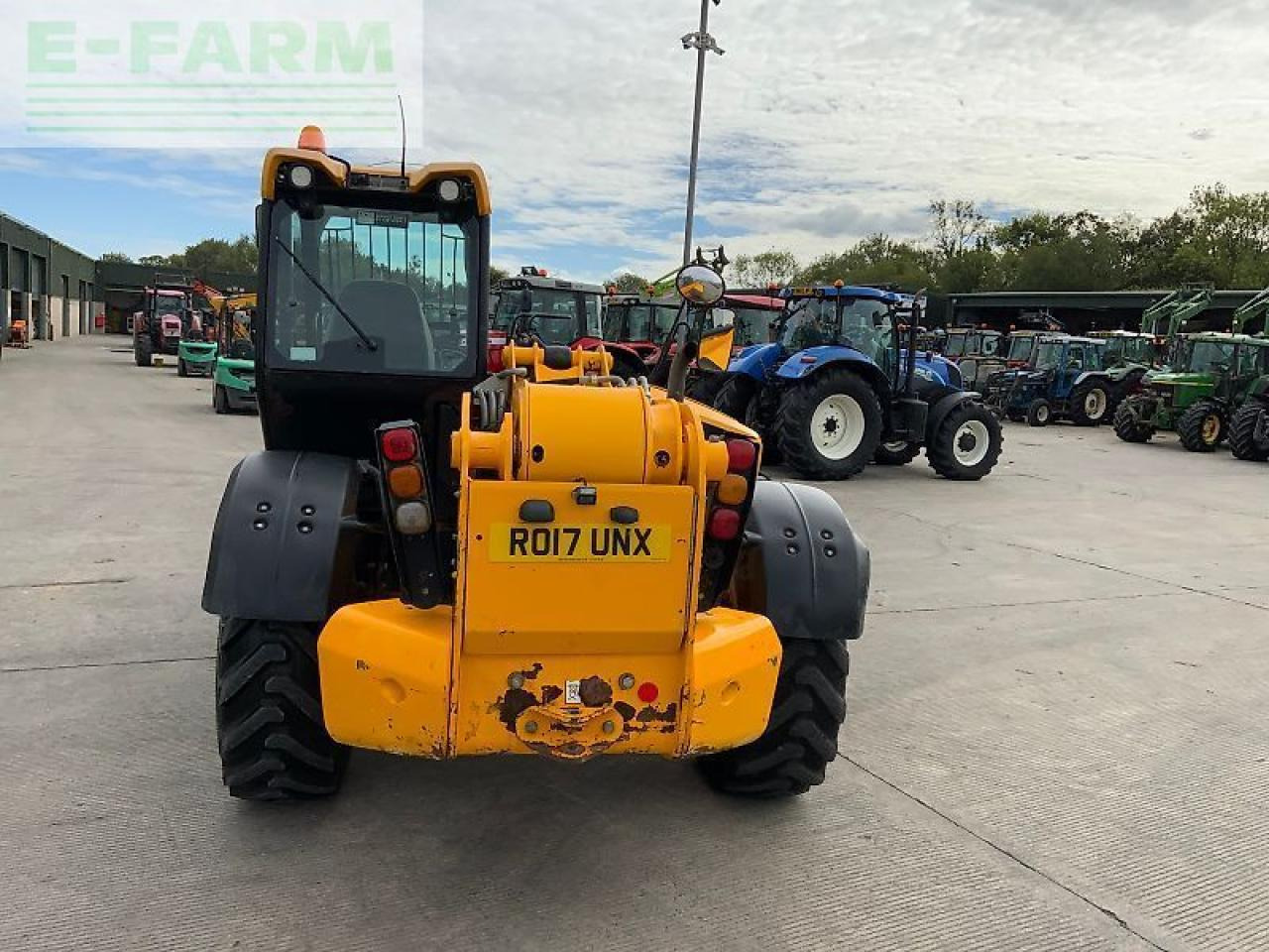 JCB 540-140 hi viz telehandler (st24049) - Chariot télescopique: photos 5 JCB 540-140 hi viz telehandler (st24049) - Chariot télescopique: photos 5