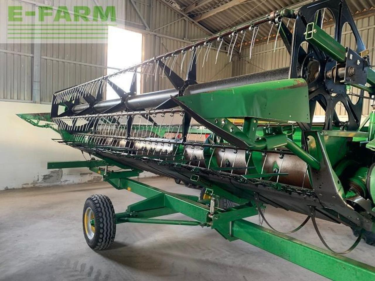 John Deere 1550 WTS - Moissonneuse-batteuse: photos 4 John Deere 1550 WTS - Moissonneuse-batteuse: photos 4