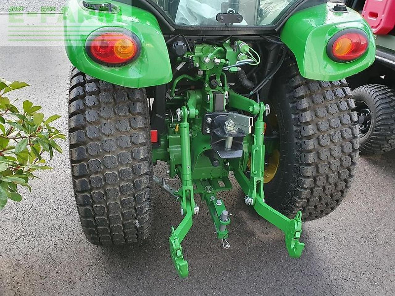 John Deere 3039r neumaschine - Tracteur agricole: photos 4 John Deere 3039r neumaschine - Tracteur agricole: photos 4