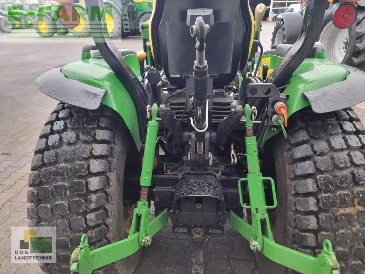 John Deere 3520 e-hydro - Tracteur agricole: photos 5 John Deere 3520 e-hydro - Tracteur agricole: photos 5