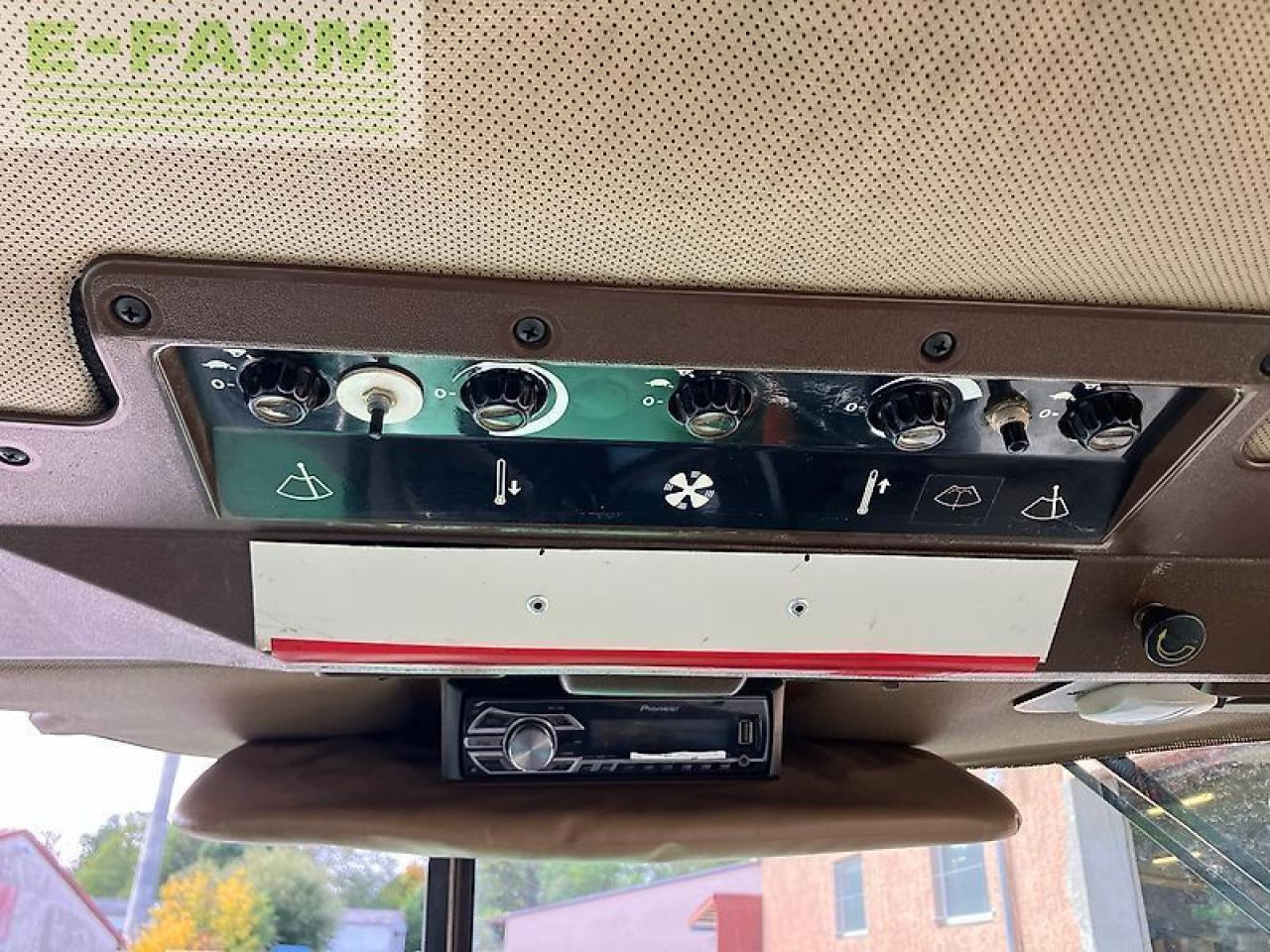 Tracteur agricole John Deere 4955: photos 26 Tracteur agricole John Deere 4955: photos 26