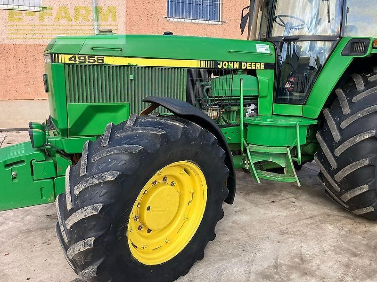 Tracteur agricole John Deere 4955: photos 6 Tracteur agricole John Deere 4955: photos 6