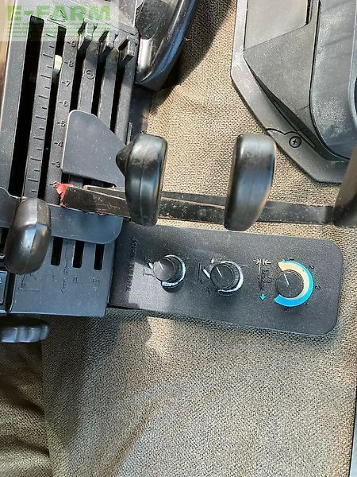 Tracteur agricole John Deere 4955: photos 27 Tracteur agricole John Deere 4955: photos 27