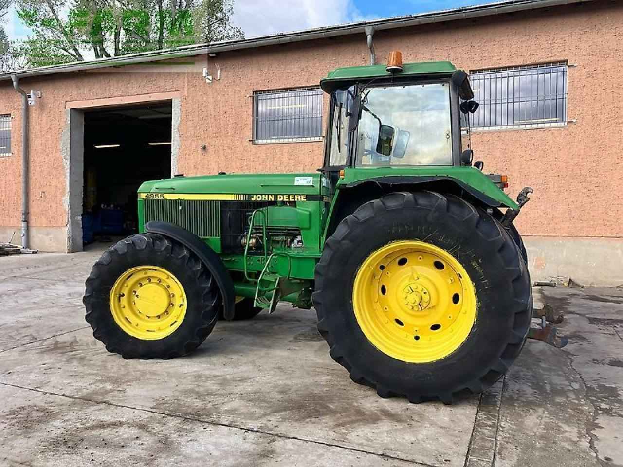 Tracteur agricole John Deere 4955: photos 13 Tracteur agricole John Deere 4955: photos 13
