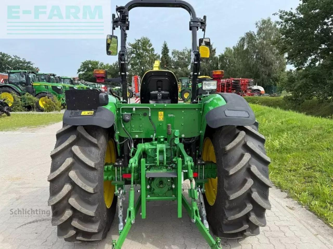 John Deere 5058e - Tracteur agricole: photos 5 John Deere 5058e - Tracteur agricole: photos 5