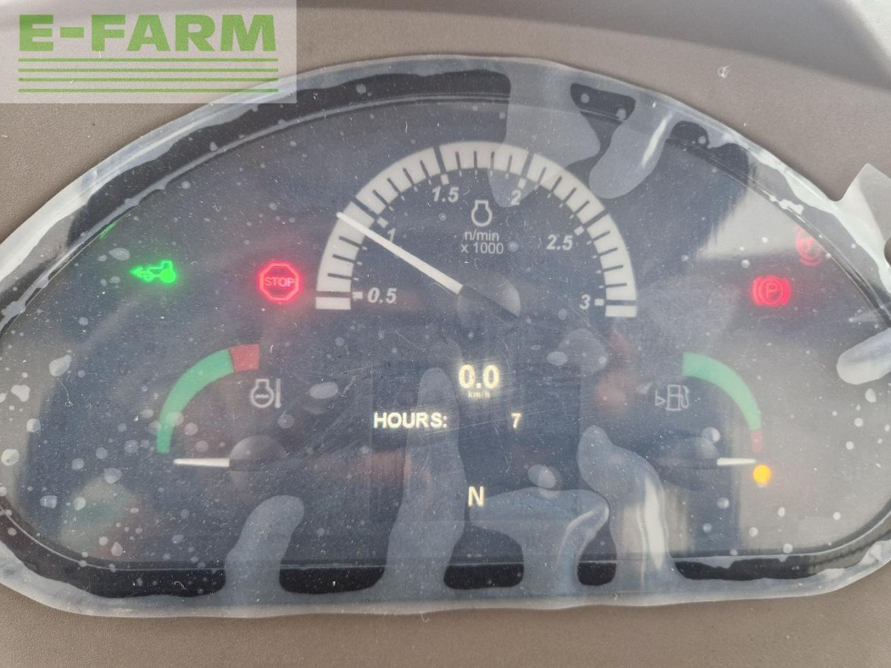 Tracteur agricole John Deere 5075 GF: photos 16