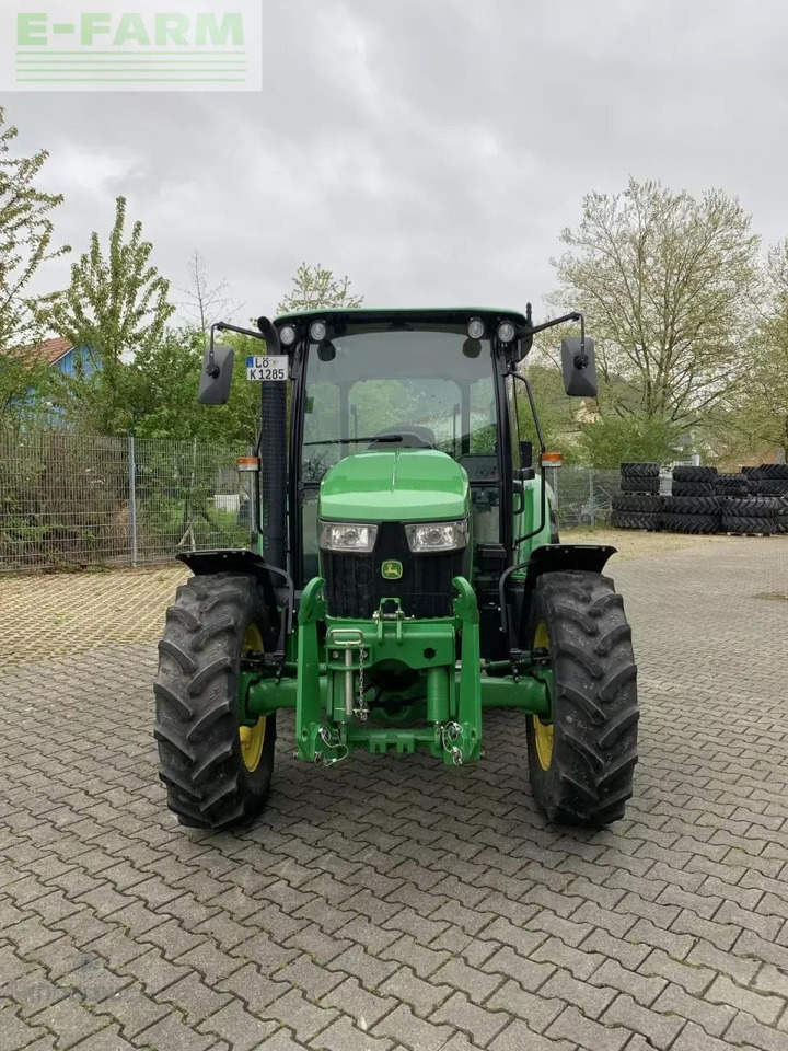 John Deere 5075 e - Tracteur agricole: photos 3 John Deere 5075 e - Tracteur agricole: photos 3