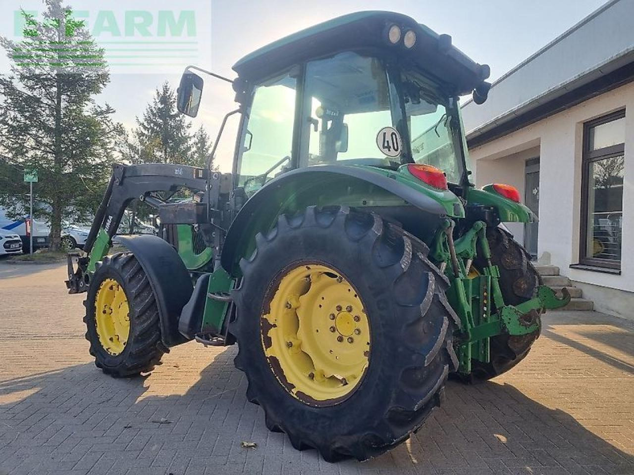 John Deere 5080m - Tracteur agricole: photos 5 John Deere 5080m - Tracteur agricole: photos 5