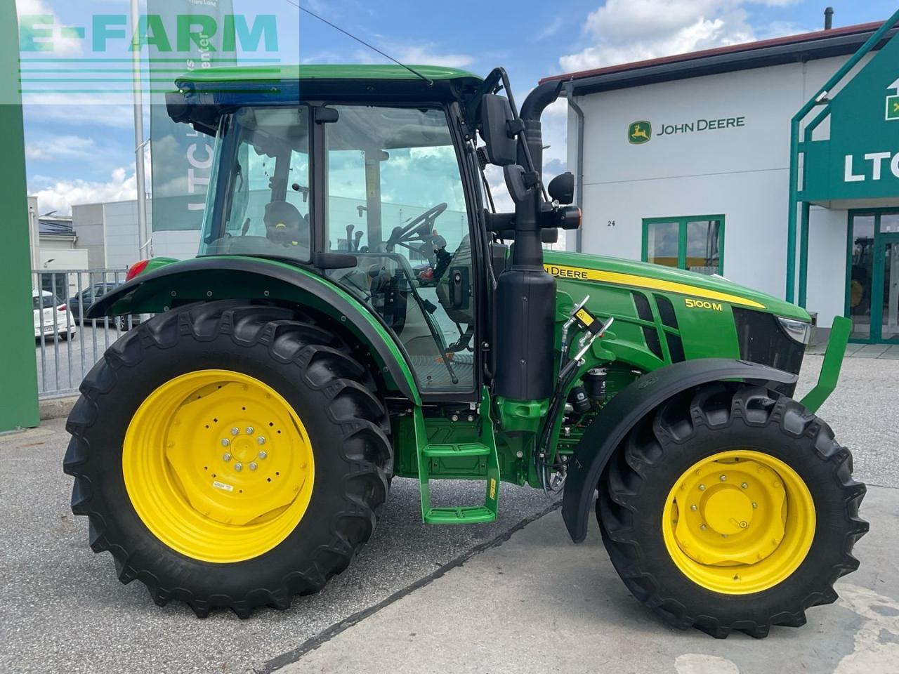 John Deere 5100M - Tracteur agricole: photos 5 John Deere 5100M - Tracteur agricole: photos 5