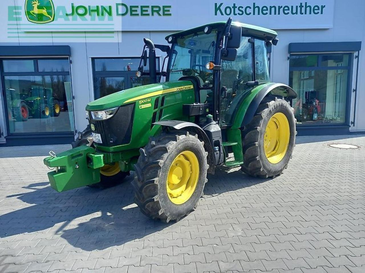 John Deere 5100m - Tracteur agricole: photos 1 John Deere 5100m - Tracteur agricole: photos 1