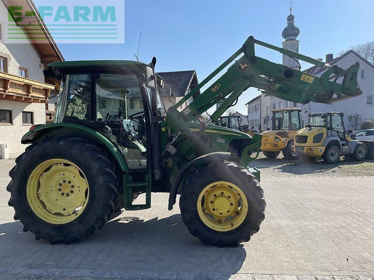 John Deere 5620 fl premium - Tracteur agricole: photos 5 John Deere 5620 fl premium - Tracteur agricole: photos 5