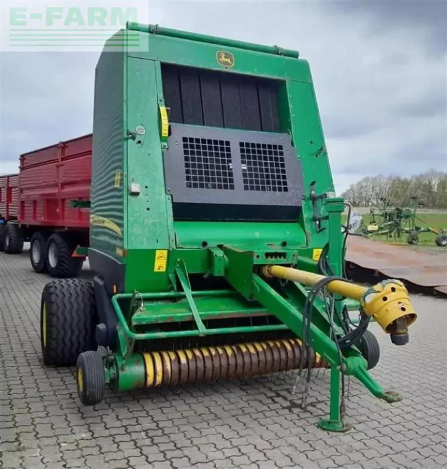 John Deere 592 - Presse à balles cubiques: photos 4 John Deere 592 - Presse à balles cubiques: photos 4