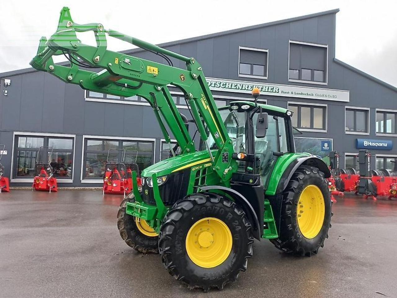 John Deere 6090m - Tracteur agricole: photos 1 John Deere 6090m - Tracteur agricole: photos 1