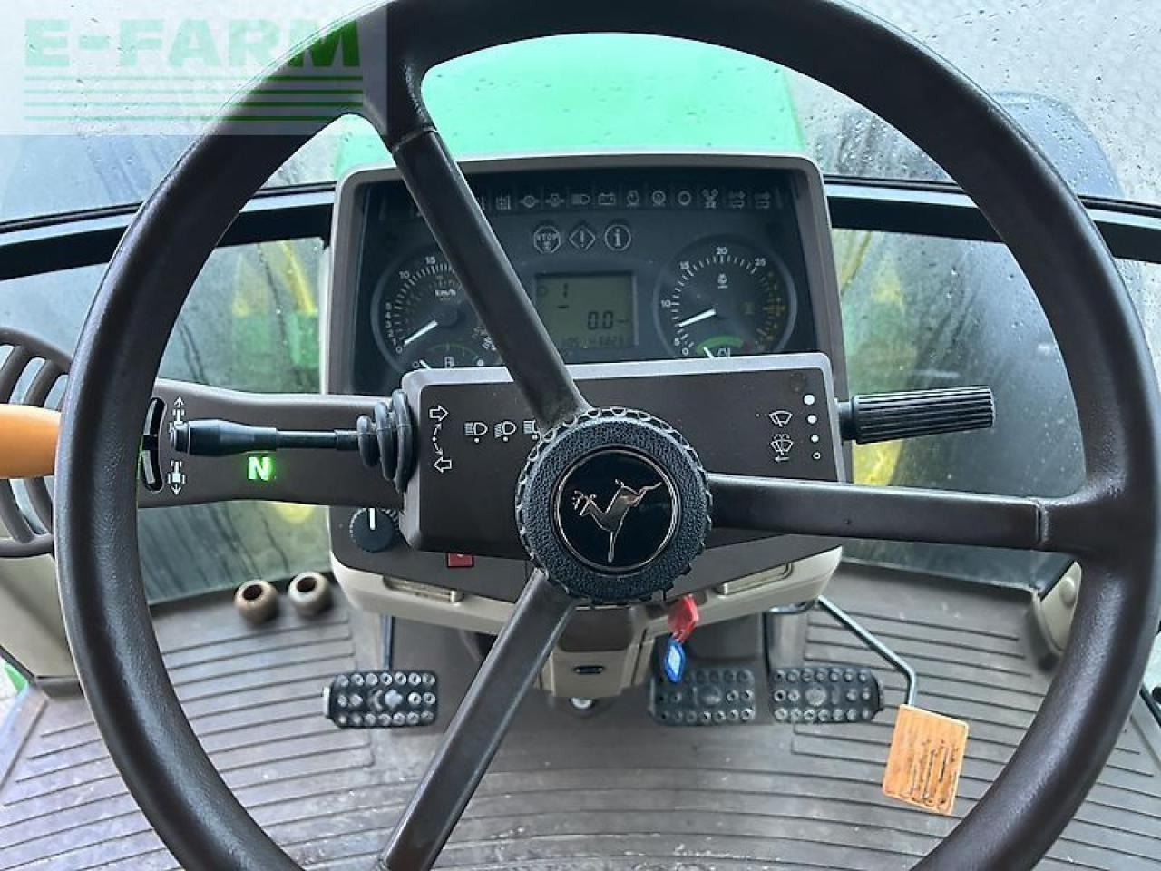 John Deere 6110 - Tracteur agricole: photos 4 John Deere 6110 - Tracteur agricole: photos 4