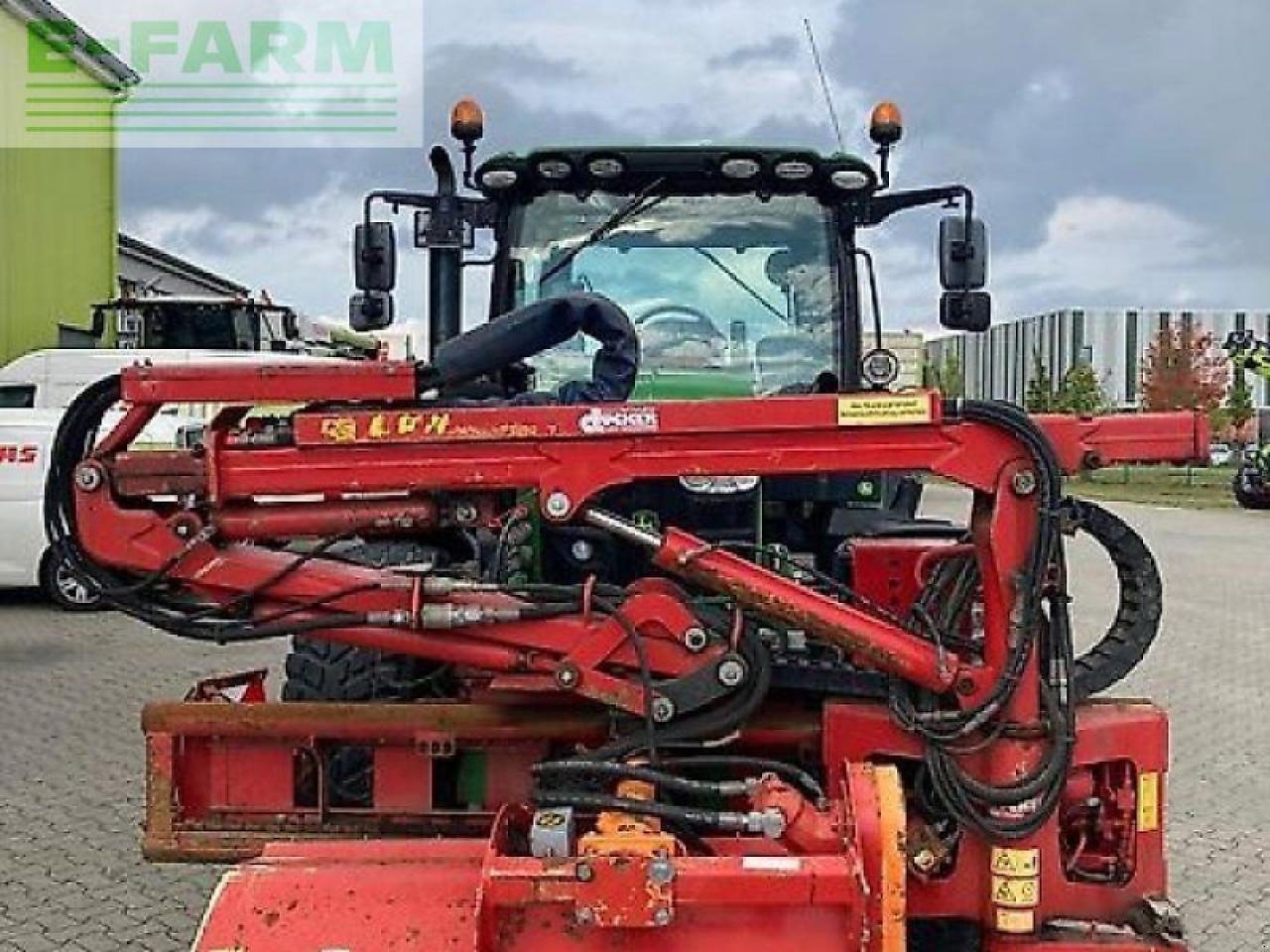 John Deere 6110r kommunal - Tracteur agricole: photos 3 John Deere 6110r kommunal - Tracteur agricole: photos 3