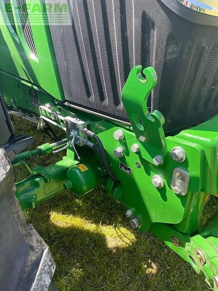 Tracteur agricole John Deere 6120m: photos 17