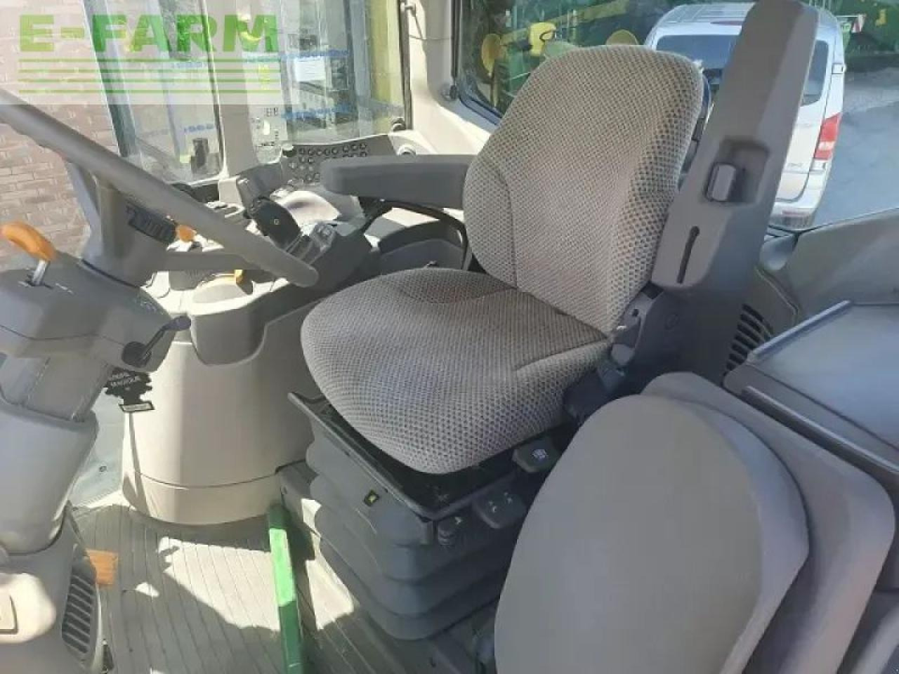 John Deere 6120m - Tracteur agricole: photos 5 John Deere 6120m - Tracteur agricole: photos 5