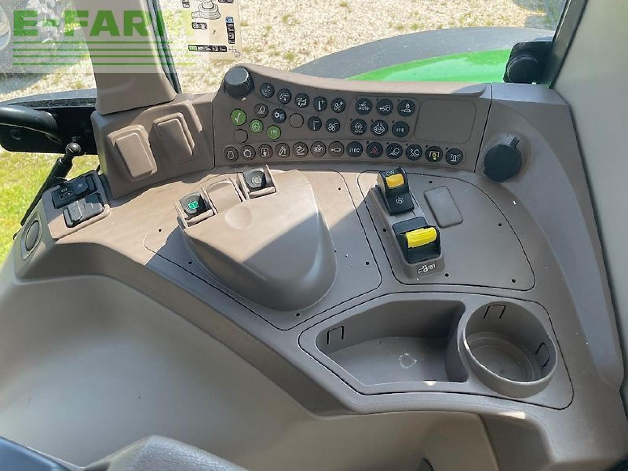 Tracteur agricole John Deere 6120m: photos 23