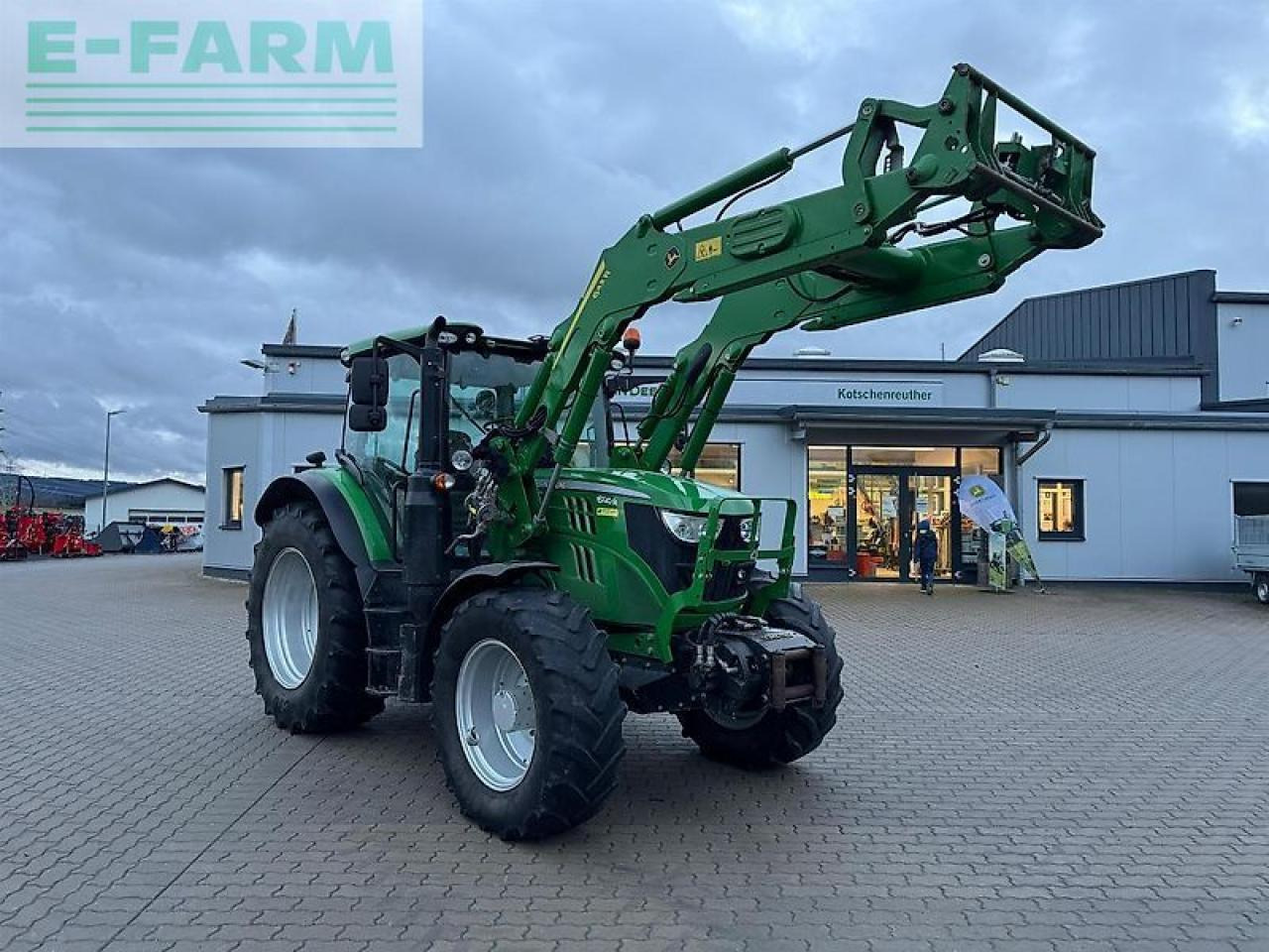 John Deere 6120r - Tracteur agricole: photos 1 John Deere 6120r - Tracteur agricole: photos 1