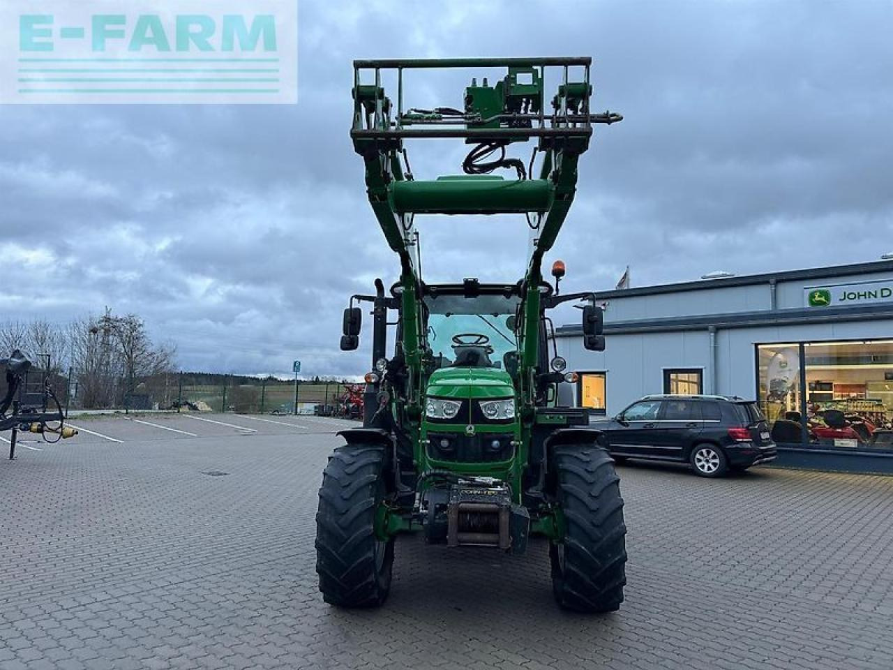 John Deere 6120r - Tracteur agricole: photos 2 John Deere 6120r - Tracteur agricole: photos 2