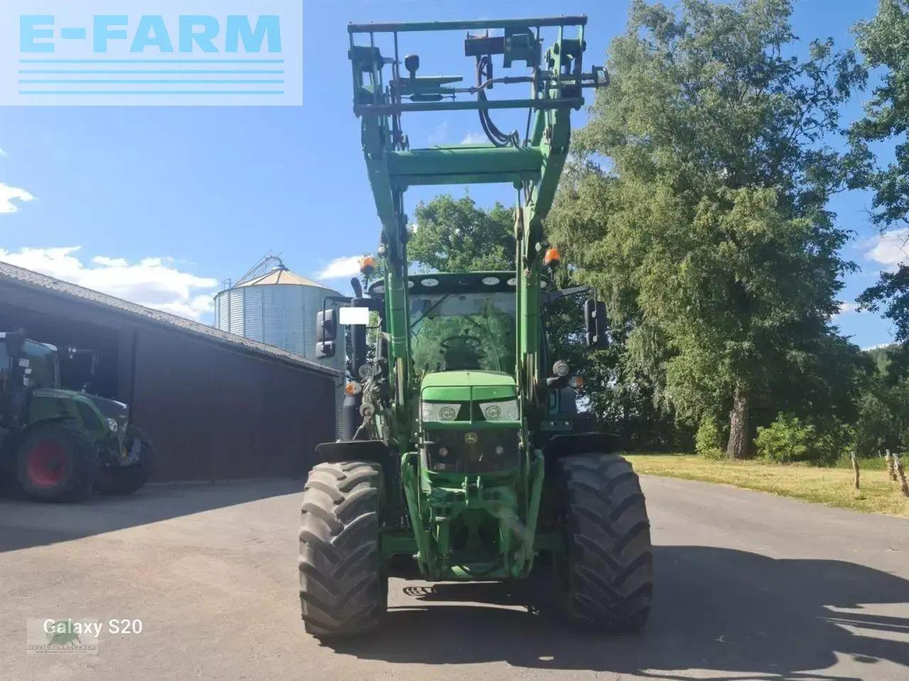 John Deere 6130r - Tracteur agricole: photos 2 John Deere 6130r - Tracteur agricole: photos 2