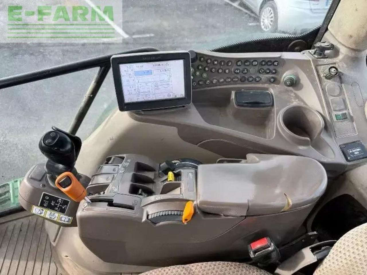 Tracteur agricole John Deere 6140r: photos 9 Tracteur agricole John Deere 6140r: photos 9