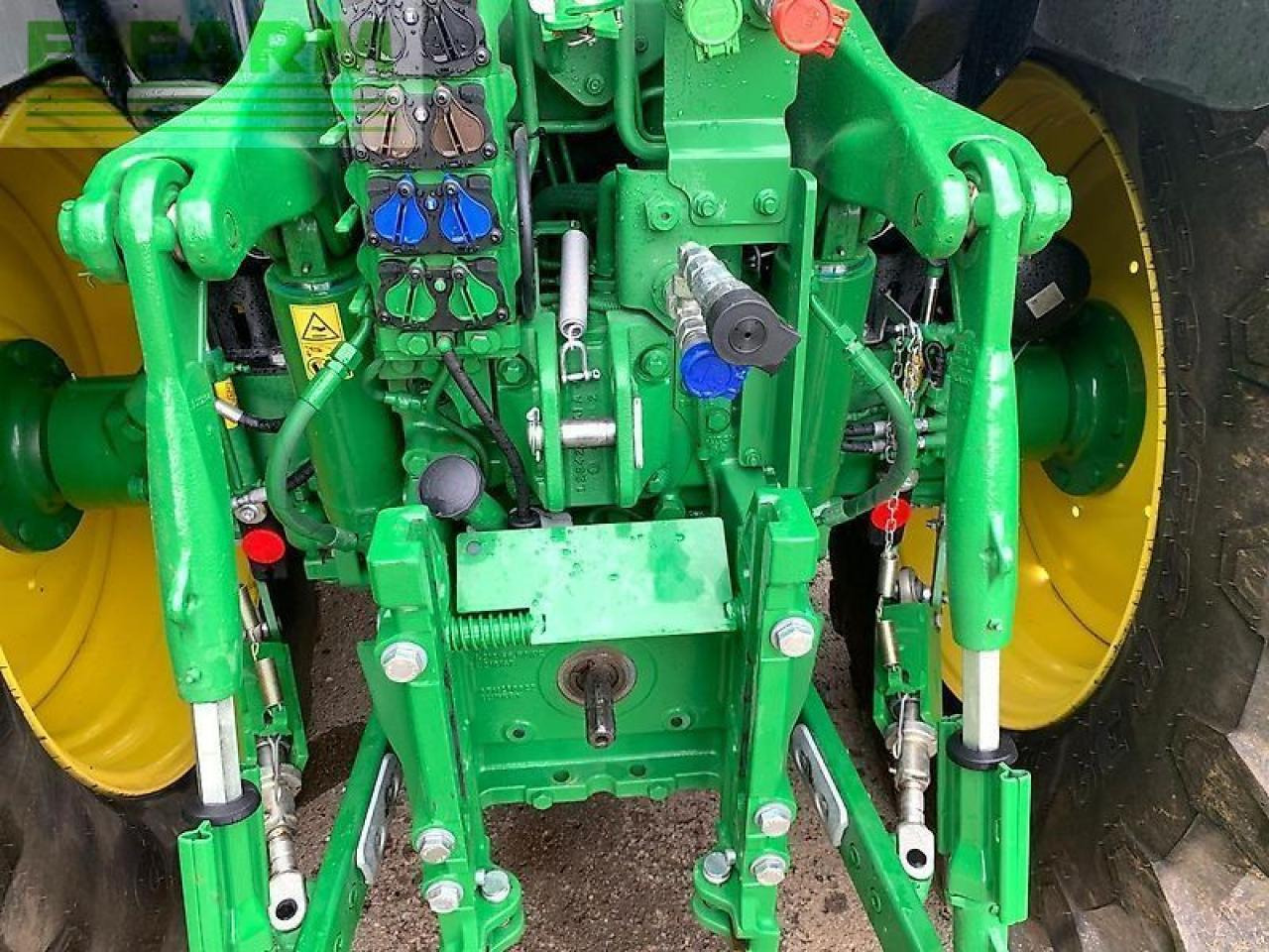 John Deere 6145r - Tracteur agricole: photos 3 John Deere 6145r - Tracteur agricole: photos 3