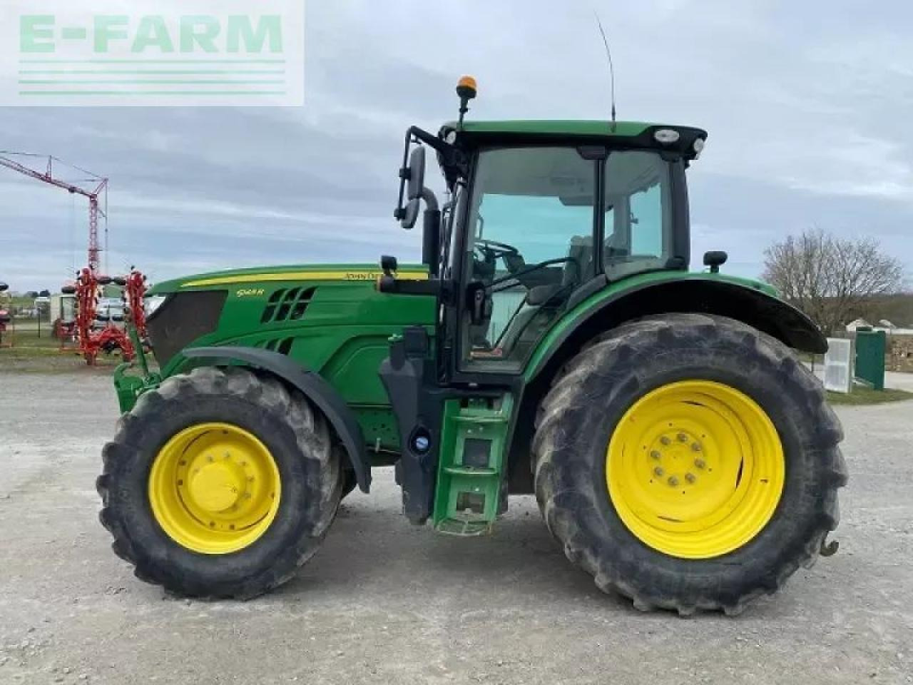 John Deere 6145r - Tracteur agricole: photos 3 John Deere 6145r - Tracteur agricole: photos 3