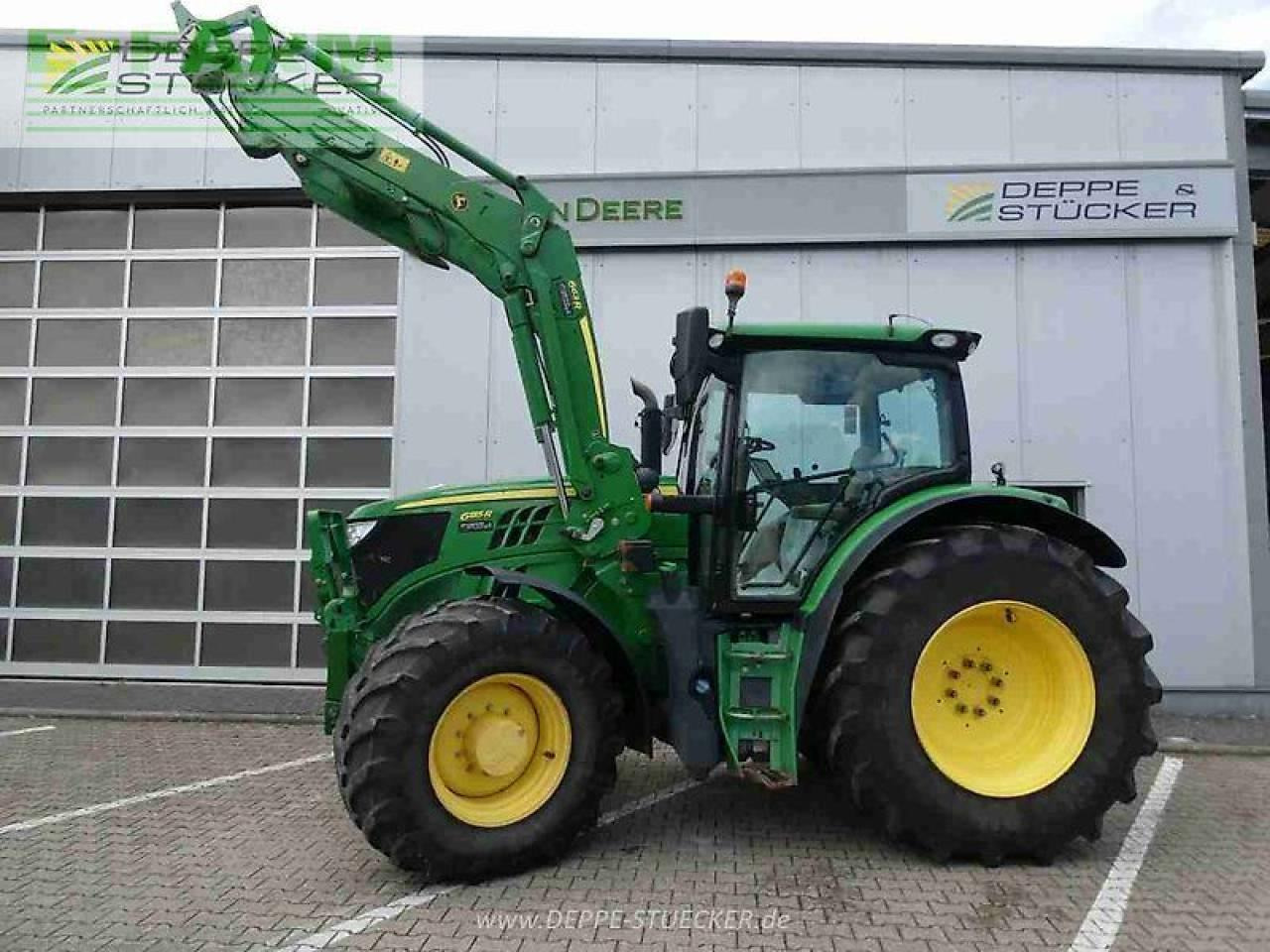 John Deere 6155r + 663r - Tracteur agricole: photos 1 John Deere 6155r + 663r - Tracteur agricole: photos 1