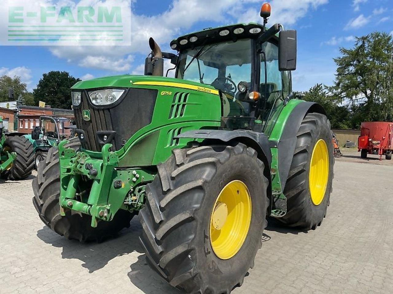 John Deere 6175 r - Tracteur agricole: photos 1 John Deere 6175 r - Tracteur agricole: photos 1