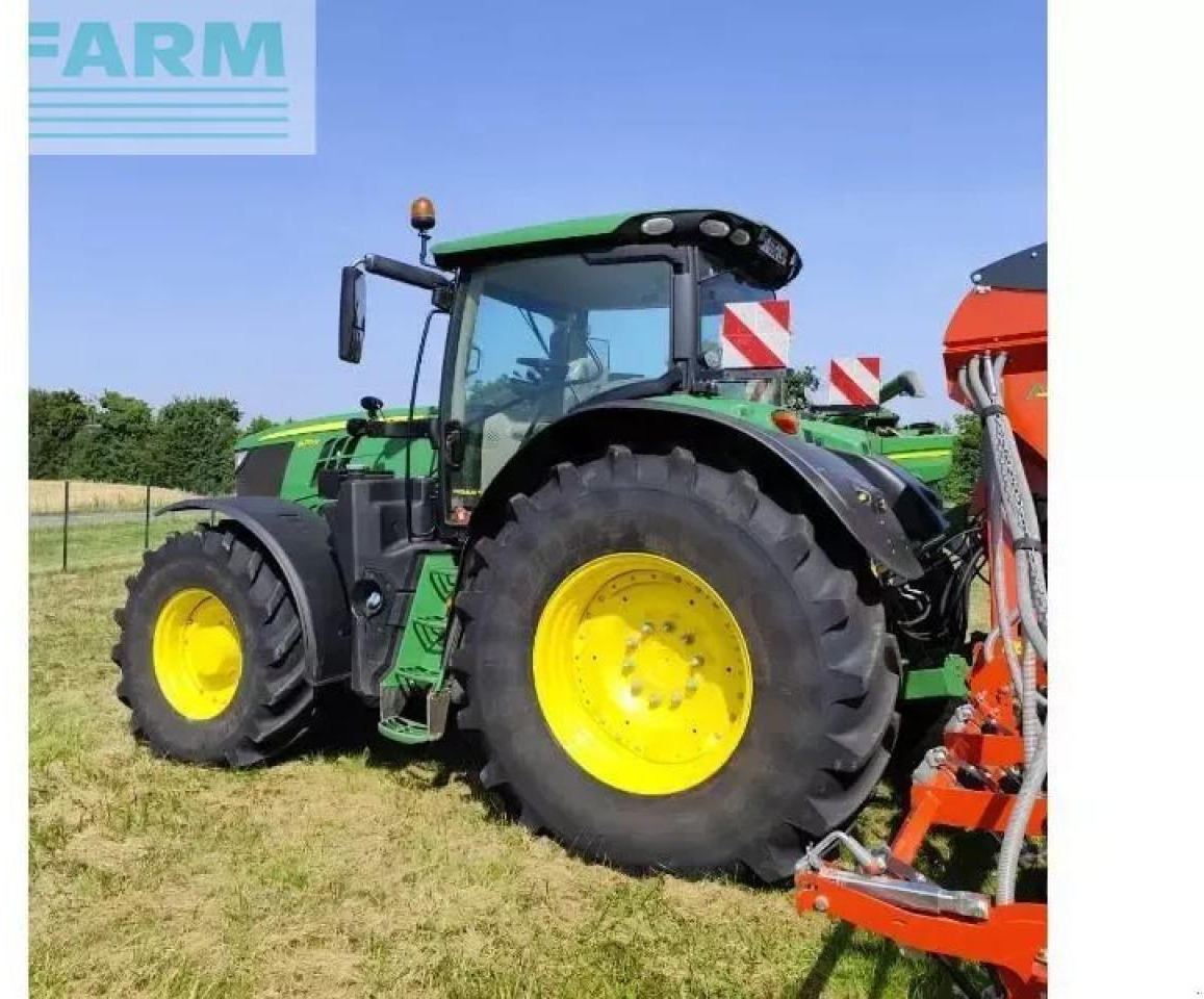 John Deere 6215r - Tracteur agricole: photos 2 John Deere 6215r - Tracteur agricole: photos 2