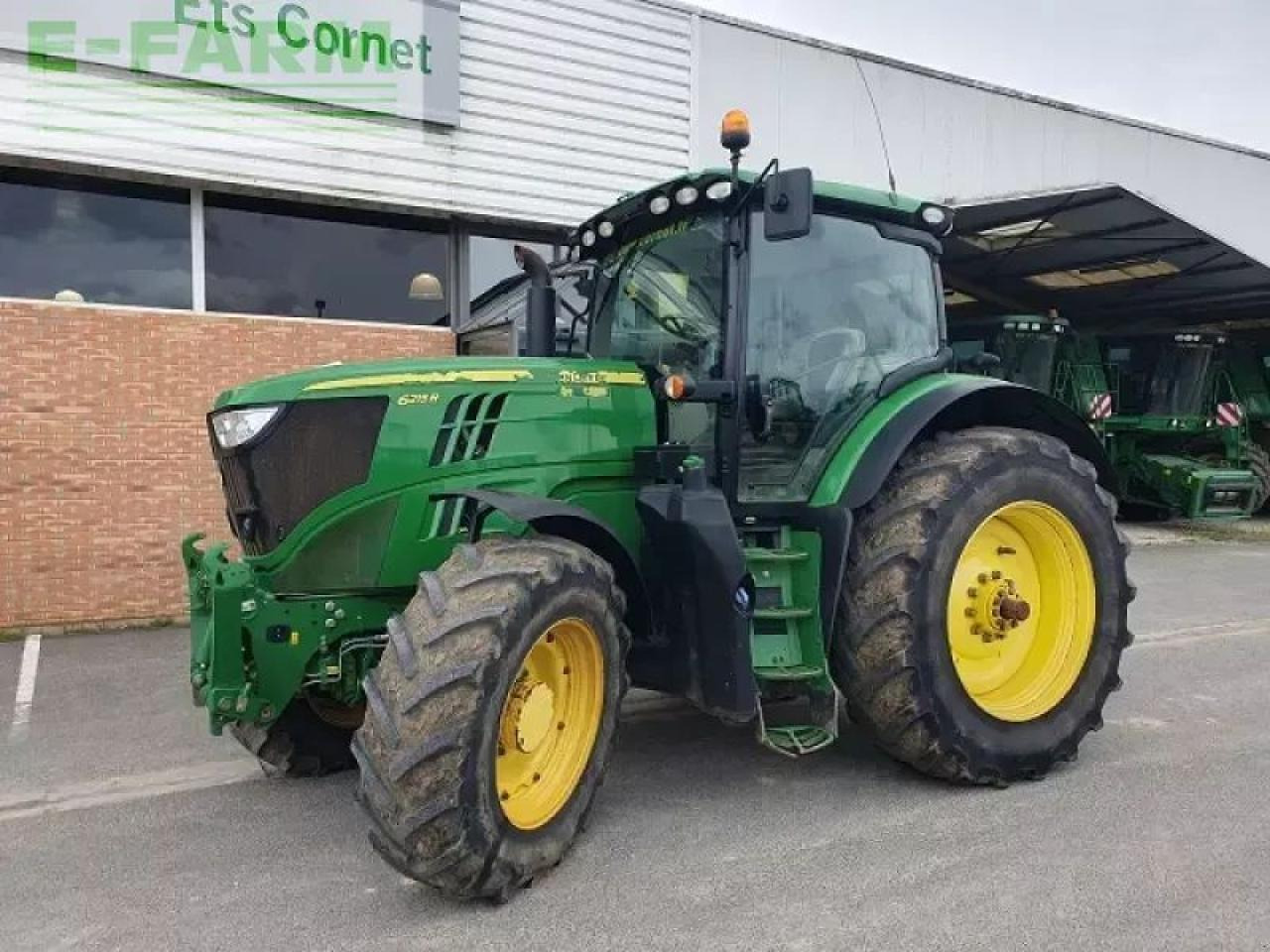 John Deere 6215r - Tracteur agricole: photos 1 John Deere 6215r - Tracteur agricole: photos 1