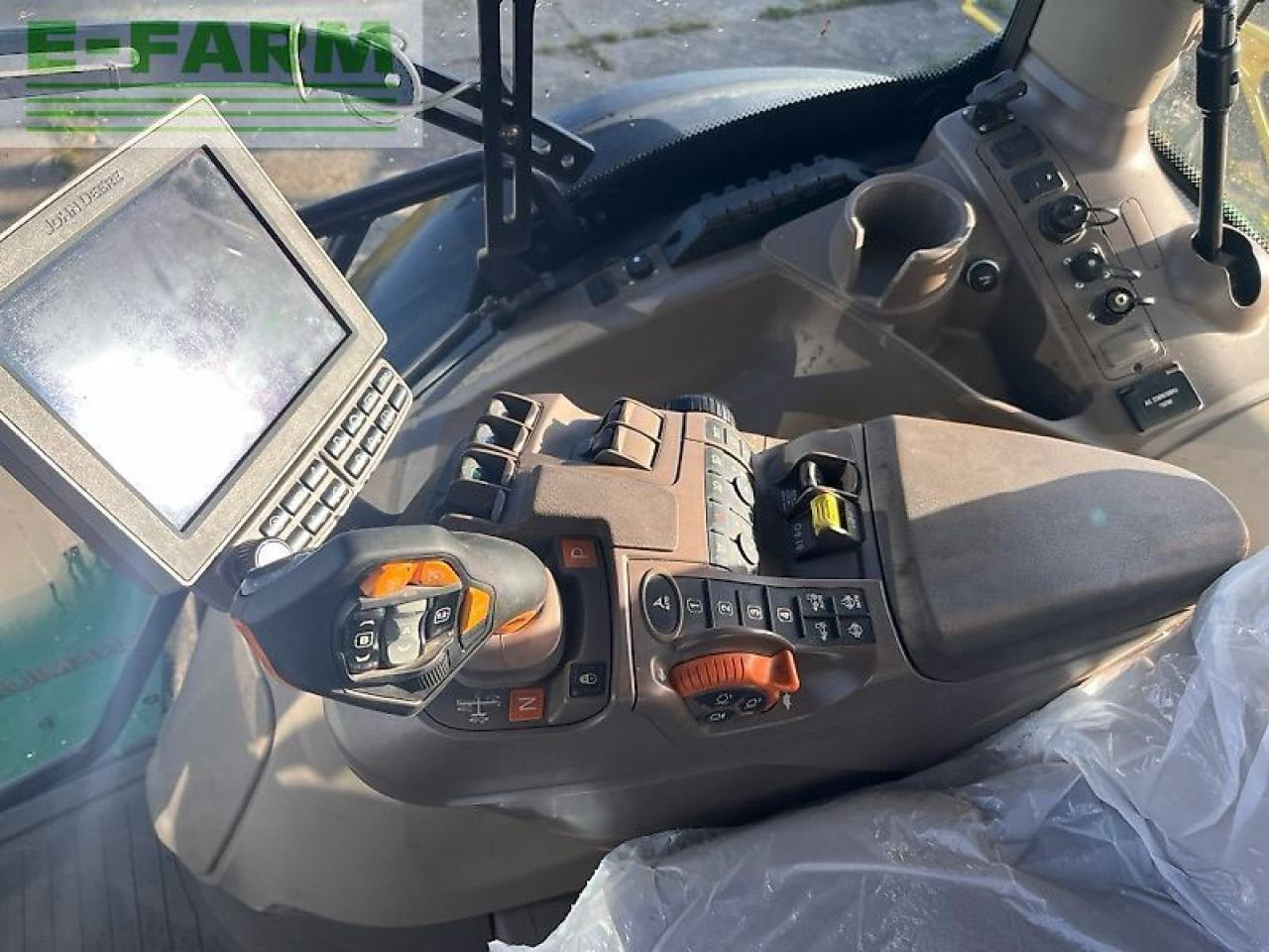 John Deere 6250r - Tracteur agricole: photos 3 John Deere 6250r - Tracteur agricole: photos 3